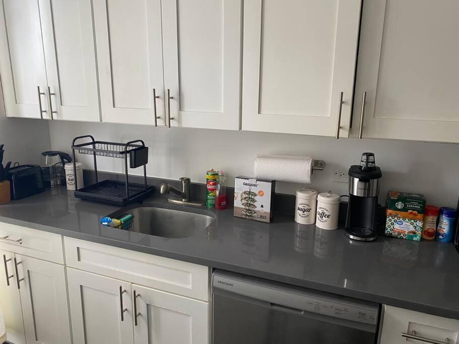 Stylish- 1 Bed Spacious Apartamento